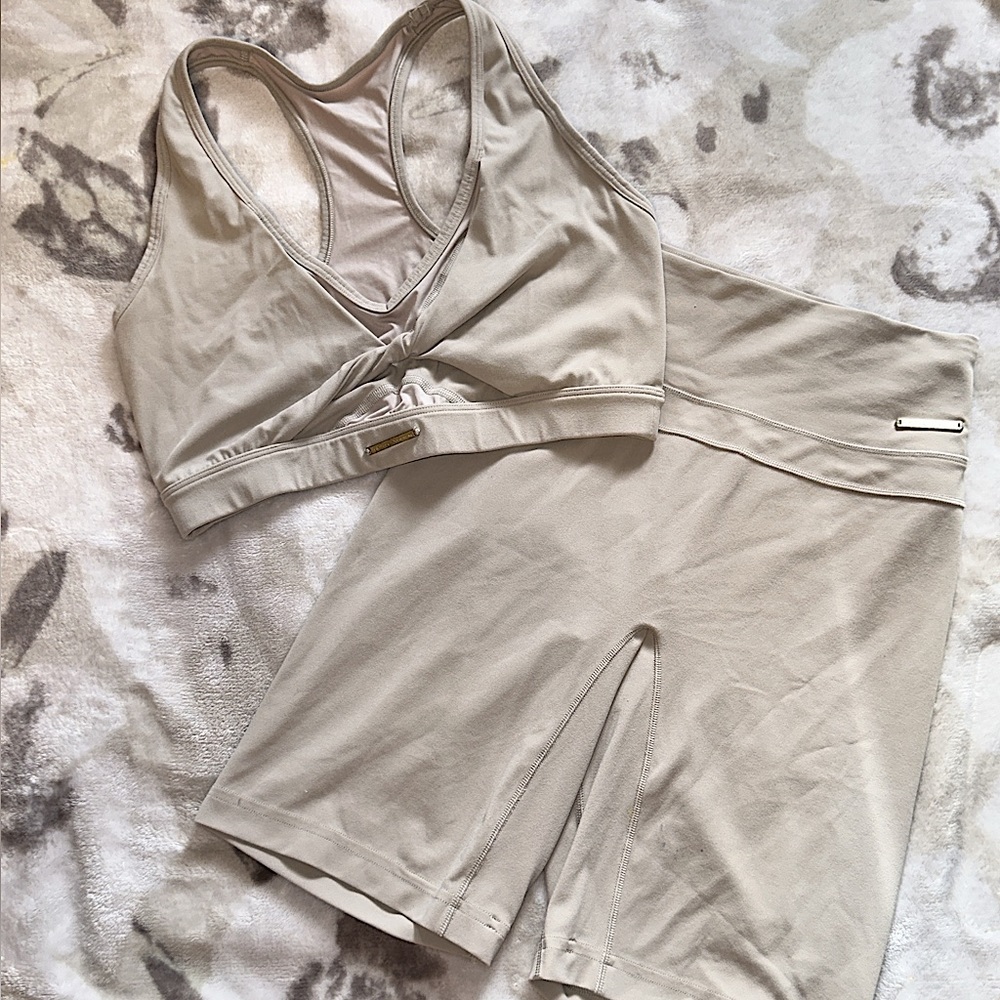 Gymshark Set (Whitney Simmons Collection)